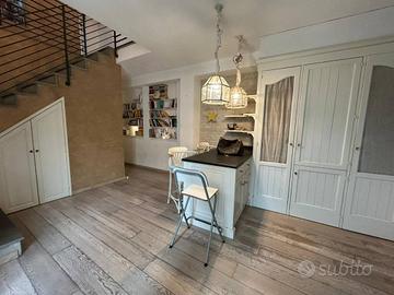 Appartamento di 134 m² con 5 locali a Firenze