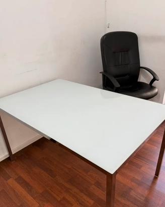 Tavolo cristallo e metallo cromato