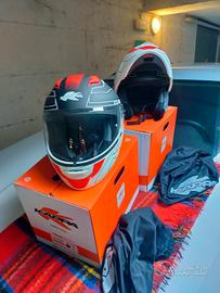  Caschi moto