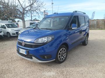 Fiat Doblo trekking 7 posti autovettura