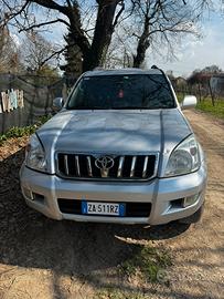 Toyota landcruiser kdj 120