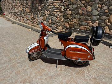 Vespa 150 Sprint del 1968 Completamente Restaurata