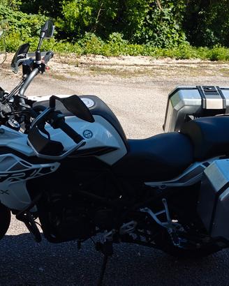 Benelli TRK  502X