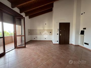 3 LOCALI A REGGIO NELL'EMILIA