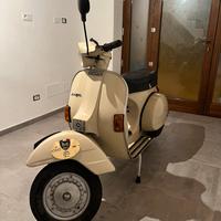 Vespa p150x