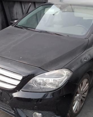RICAMBI MERCEDES CLASSE B ANNO 2012 180 CDI 651901