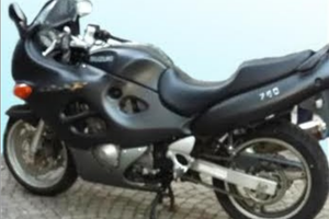 Suzuki gsx 750 f