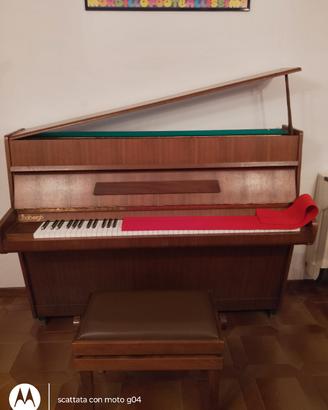 Pianoforte verticale 