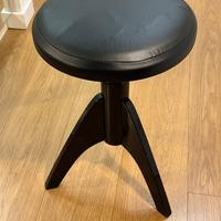 Sgabello regolabile per pianoforte – nero