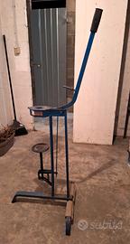 Tappatrice a colonna per tappi + tappi spumante