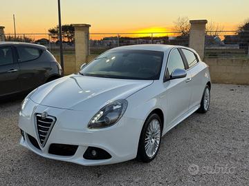 Alfa Romeo Giulietta 1.6 JTDm-2 105 CV Exclusive