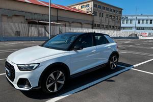 Audi A1 Allstreet Identity Contrast 35 TFSI