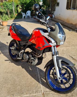 Aprilia Pegaso 650 strada