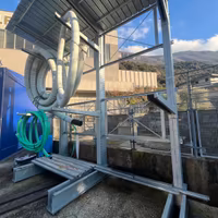 Cantilever con tettoia
