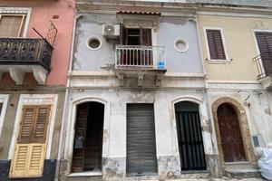 Appartamento Arredato con Terrazzo