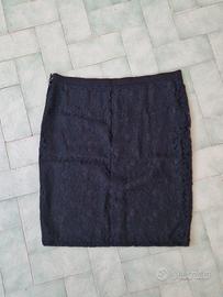 Gonna pizzo nera