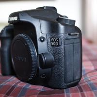 Canon EOS 50D (solo corpo)