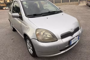 TOYOTA Yaris 1.0i 16V cat 3 porte perfetta di me