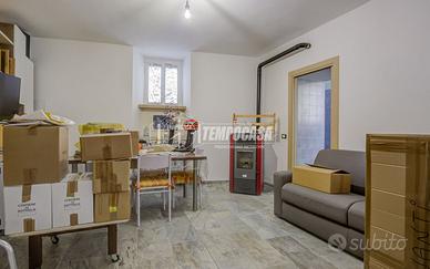 TERRATETTO CON 2 CAMERE, 2 BAGNI COAREZZA