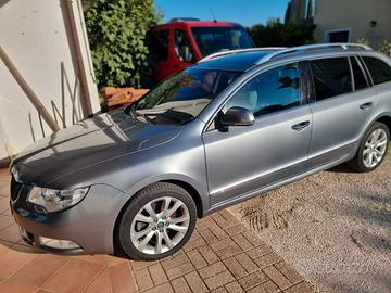 Skoda Superb TDI2.0 CR 170CV DSG SW guida disabili
