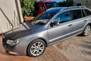 Skoda Superb TDI2.0 CR 170CV DSG SW guida disabili