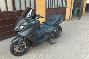  yamaha scooter t max 560