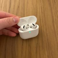 APPLE AirPods 4 cuffie e custodia