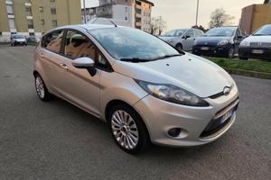 Ford Fiesta 1.2 Benz 82 CV 5 porte Titanium
