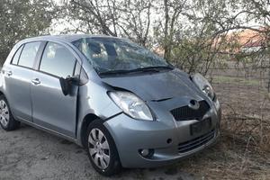 TOYOTA YARIS ANNO 2007