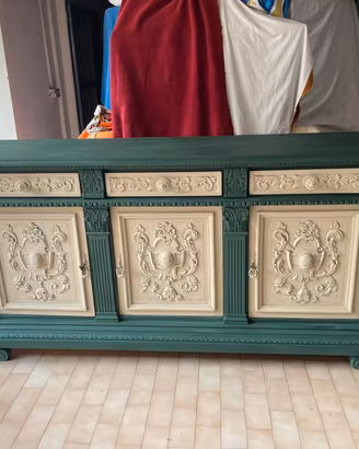 Credenza anni 60 in stile Shabby