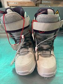 Stivali da snowboard della decathlon