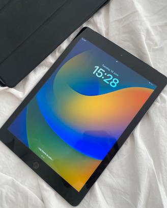 IPad 5ª generazione, 128 GB, Wi-Fi, SIM, A1823
