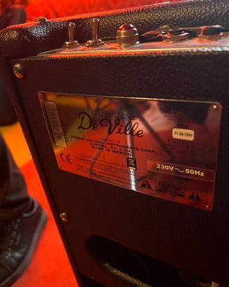 Fender De Ville 4x10