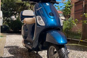 Vespa LX 125