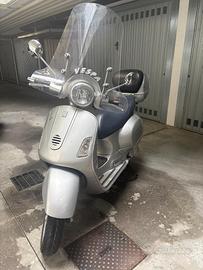 Vespa Gran Turismo 125