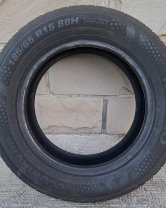 Pneumatico Kumho estivo 185/65 R15 88H