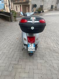 vespa 250 gts