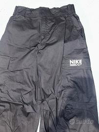 Pantaloni nike cargo