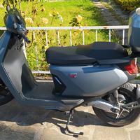 Niu scooter elettrico 