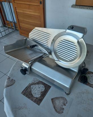 affettatrice elettrica