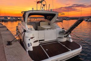 Mira 43 con 2 x Volvo Penta 300 Hp