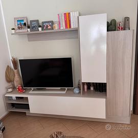 Parete attrezzata