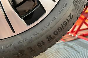 GOMME TERMICHE CON CERCHI ORIGINALI  MERCEDES