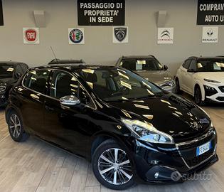 Peugeot 208 PureTech 82 5 porte Allure