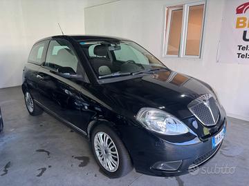 Lancia Ypsilon 1.2 Argento