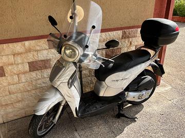 Aprilia Scarabeo 200 - 2009