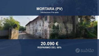 Immobile in asta di 179 m² con più di 5 locali a M