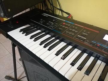 Roland Juno Stage 76