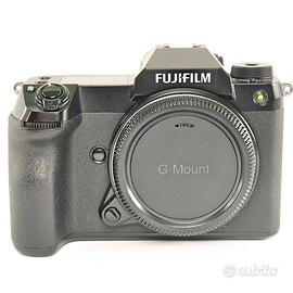 FUJIFILM GFX 100S 11.979 Scatti