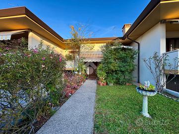 VILLA A SCHIERA A CODROIPO